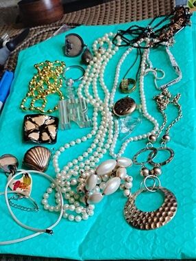 Assorted Women’s Faux Pearl and Gold-Tone Necklace Set - White and Gold